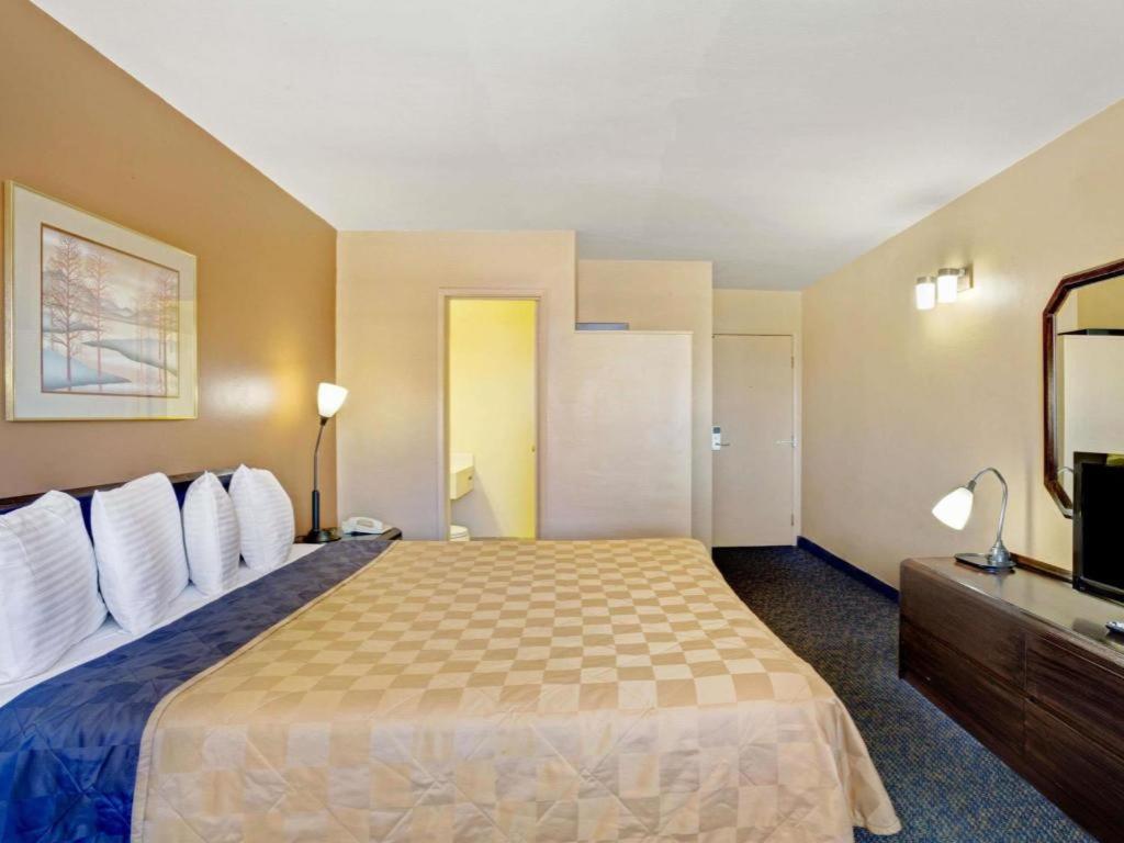 Howard Johnson By Wyndham South Lake Tahoe Dış mekan fotoğraf