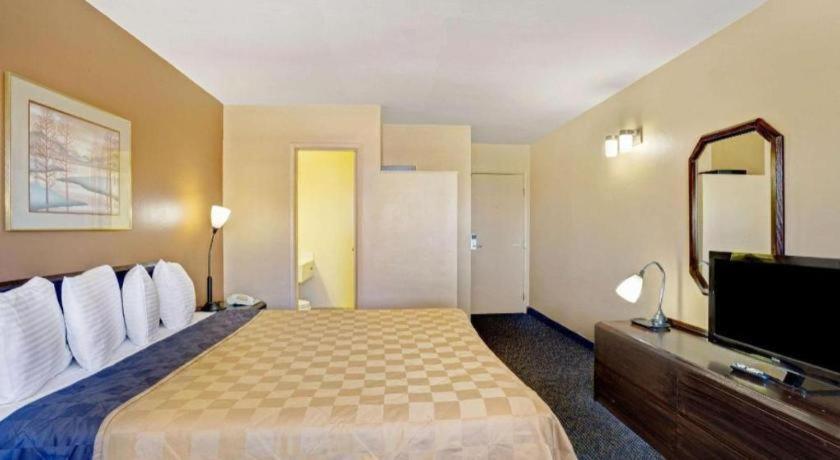 Howard Johnson By Wyndham South Lake Tahoe Dış mekan fotoğraf