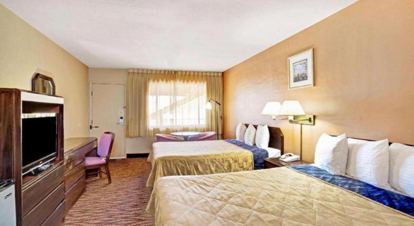 Howard Johnson By Wyndham South Lake Tahoe Dış mekan fotoğraf